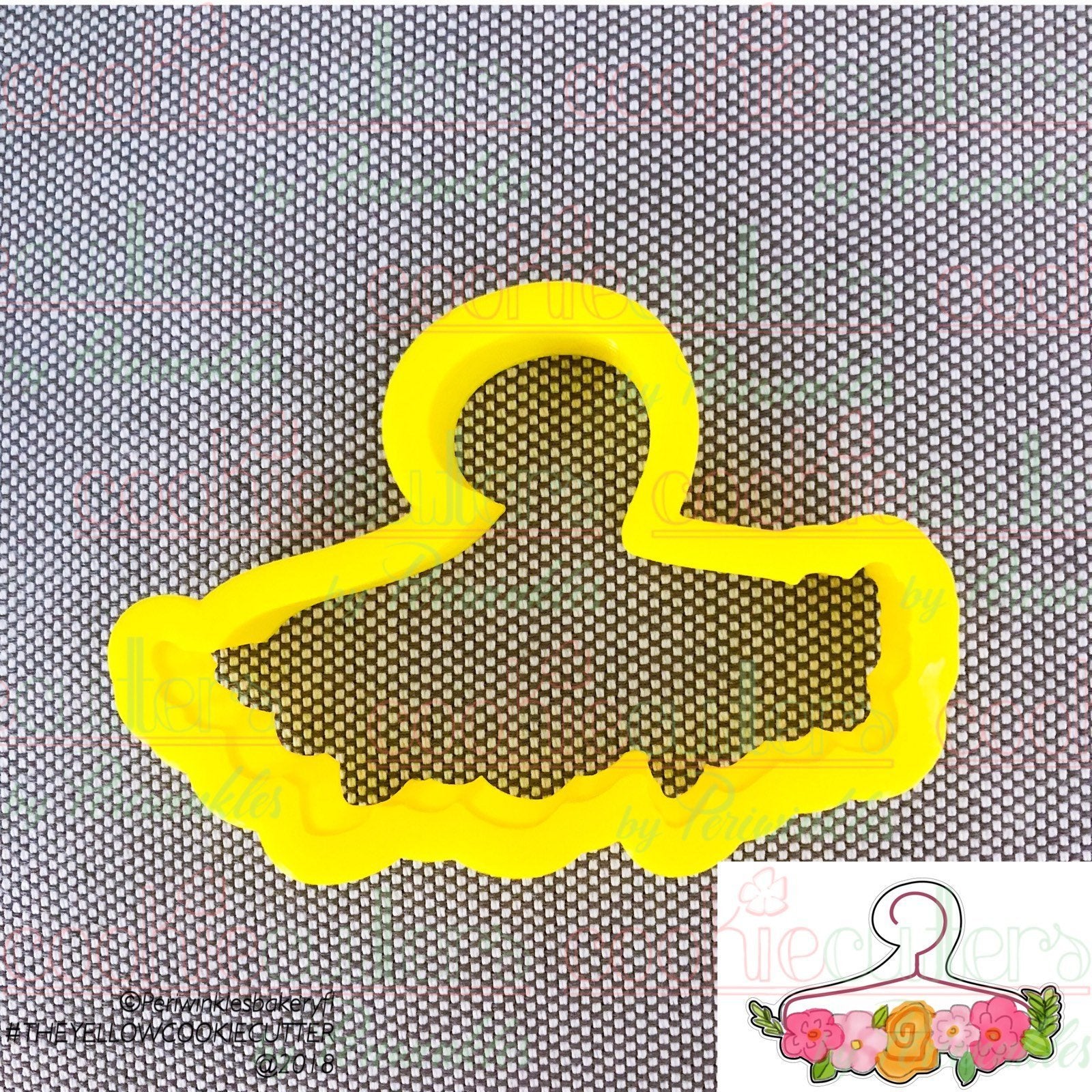 Floral Hanger Cookie Cutter - Periwinkles Cutters